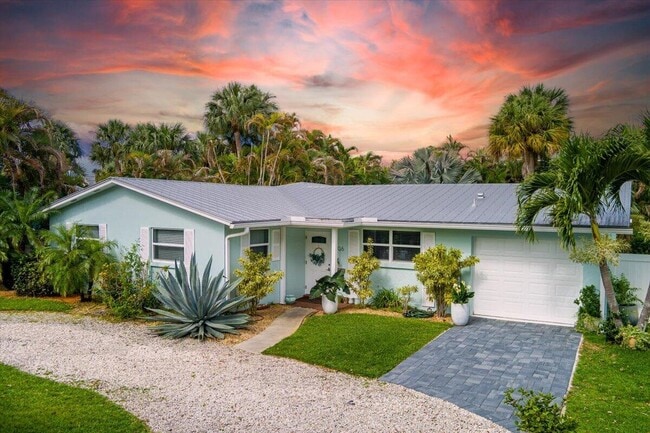 property at 206 SE Wentworth Dr
