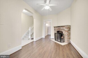 616 11th St NE in Washington, DC - Building Photo