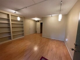 1324 Cortlandt St, Unit 1 in Houston, TX - Building Photo