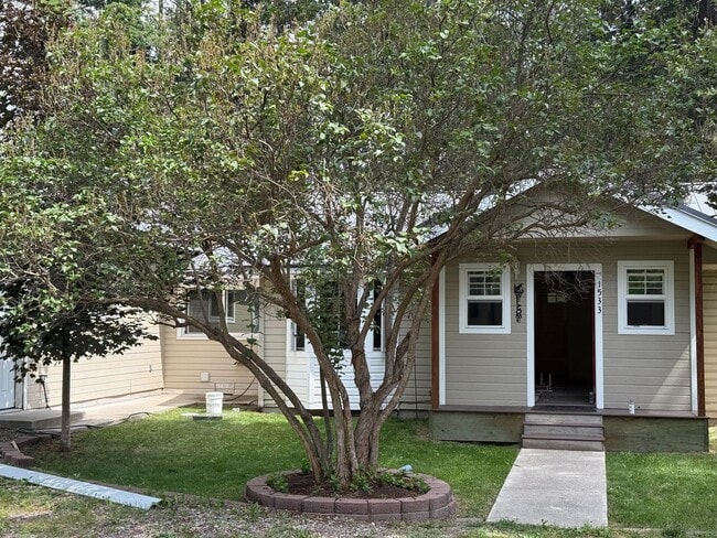 property at 1533 3rd Ave W