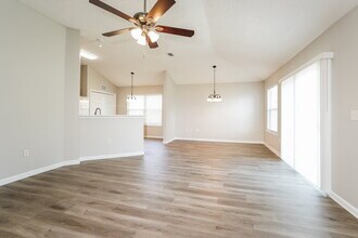 2680 Creek Ridge Dr in Green Cove Springs, FL - Building Photo - Building Photo