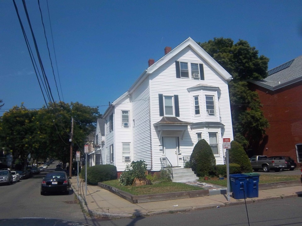 5 Chandler St in Somerville, MA - Foto de edificio