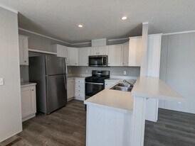 52 E Arizona in Belleville, MI - Building Photo