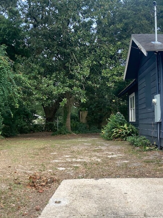1711 Wisteria St in Gulfport, MS - Building Photo - Building Photo