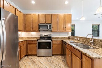 15326 Summit Pl Cir in Naples, FL - Building Photo - Building Photo