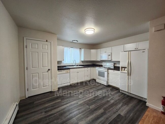 11432 Heritage Ct in Anchorage, AK - Building Photo - Building Photo