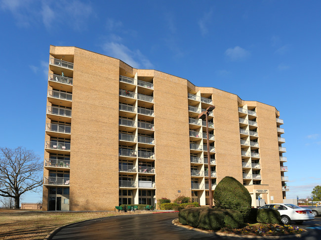 Jacksonville Towers in Jacksonville, AR - Foto de edificio - Building Photo