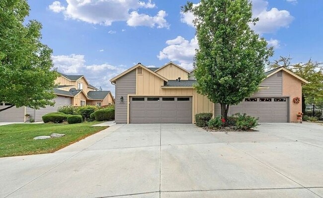 property at 5729 Crooked Stick Way