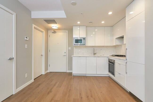 2888 Cambie St. in Vancouver, BC - Building Photo - Building Photo