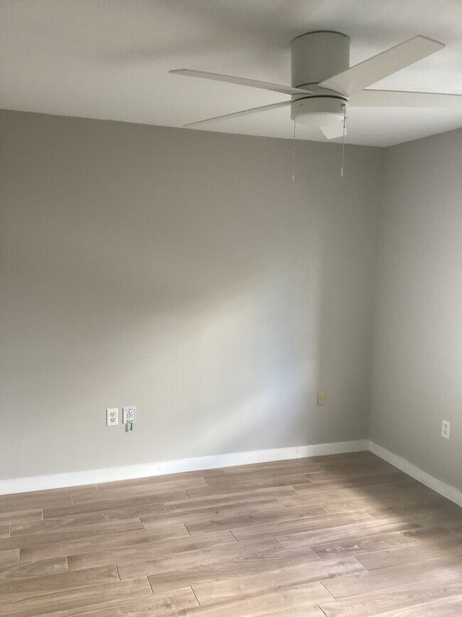 2734 Coral Reef Dr in Orlando, FL - Building Photo - Building Photo