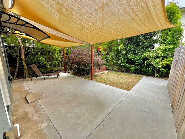 4232 Verdugo Rd in Los Angeles, CA - Building Photo - Building Photo