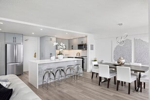 The Summerhill Apartments in Toronto, ON - Building Photo