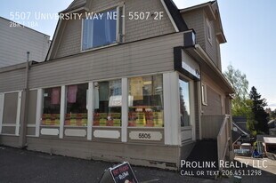 5507 University Wy NE in Seattle, WA - Building Photo