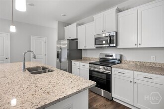 446 Gov Treutlen Cir in Pooler, GA - Building Photo - Building Photo