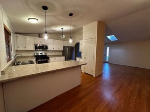 725 N Barlow Ln in Bishop, CA - Building Photo - Building Photo