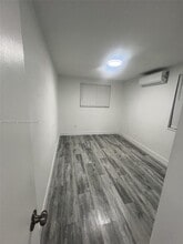 1220 NW 180th Terrace in Miami, FL - Building Photo - Building Photo