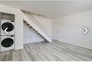 7919 E Kimsey Ln in Scottsdale, AZ - Building Photo - Building Photo