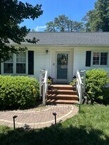 8525 Rolando Dr in Richmond, VA - Building Photo