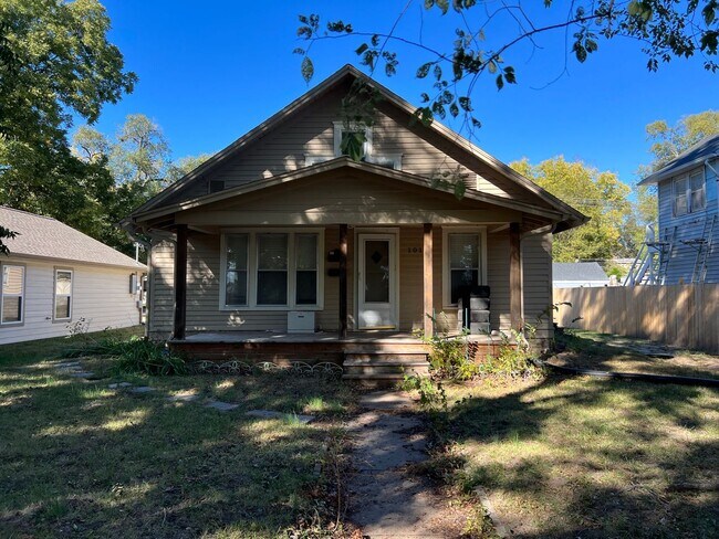 property at 1012 Yuma St