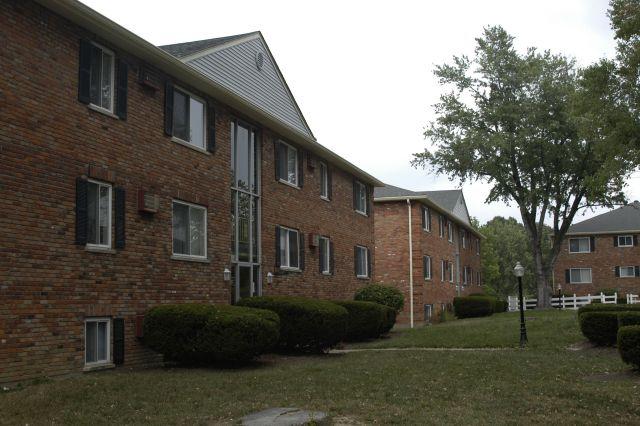 Eastgate Gardens in Cincinnati, OH - Building Photo