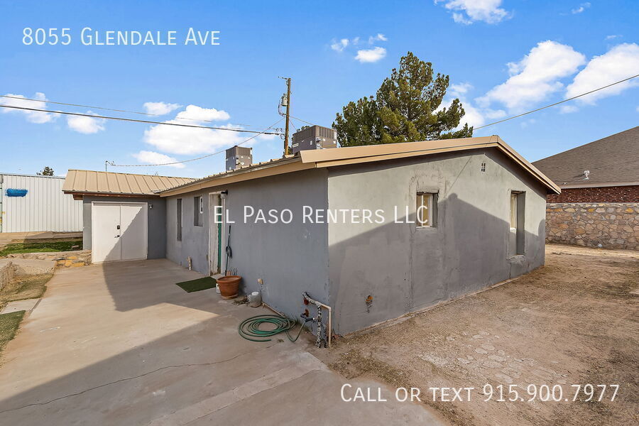 8055 Glendale Ave in El Paso, TX - Building Photo