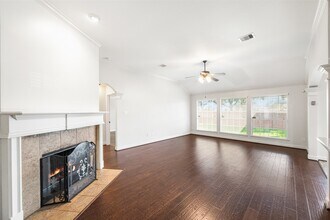 12806 Winter Springs Dr in Pearland, TX - Building Photo - Building Photo