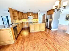 19909 SW 7th Pl in Pembroke Pines, FL - Building Photo - Building Photo