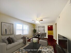 900 Montgomery Ave in Sheffield, AL - Building Photo