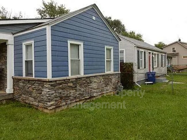 property at 2939 Grasmere Ave