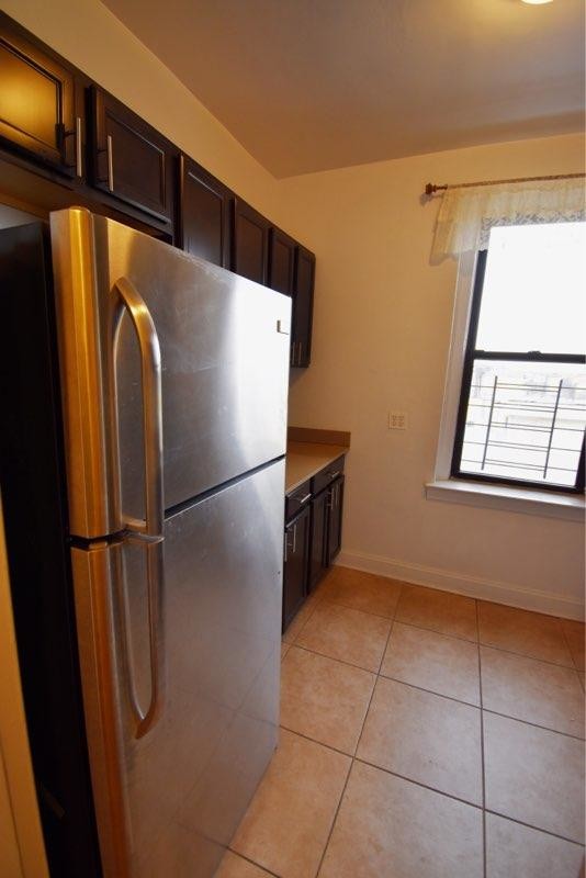 25-74 33rd St-Unit -5k in Queens, NY - Building Photo - Building Photo