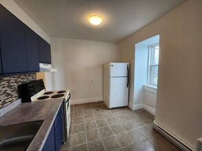 274 Duke St W in Saint John, NB - Building Photo - Building Photo