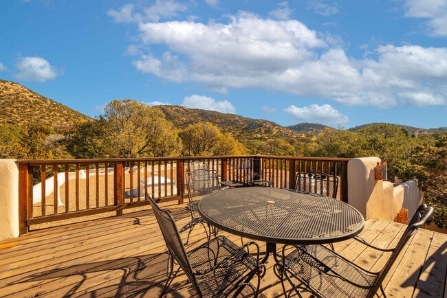 1015 Foothills Trail in Santa Fe, NM - Building Photo - Building Photo