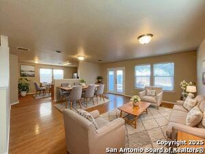 8219 Maple Meadow Dr in Converse, TX - Building Photo - Building Photo