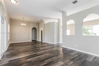 241 SW S Quick Cir in Port St. Lucie, FL - Building Photo - Building Photo