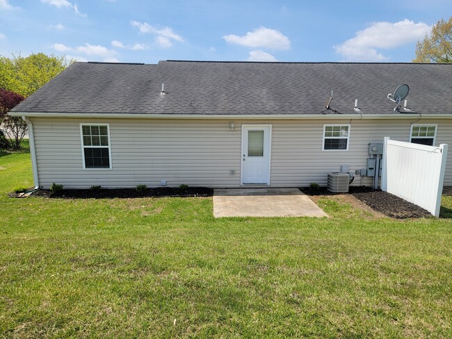 6722 Boston Dr, Unit 6722 in Newburgh, IN - Building Photo - Building Photo