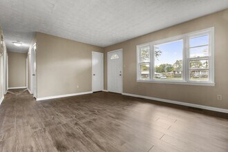 2461 Mirahill Dr in Lexington, KY - Building Photo - Building Photo