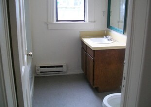 2006 J St in Bellingham, WA - Building Photo - Building Photo