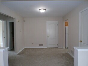 302 Windsor Pl, Unit Windsor Place in Macungie, PA - Building Photo - Building Photo