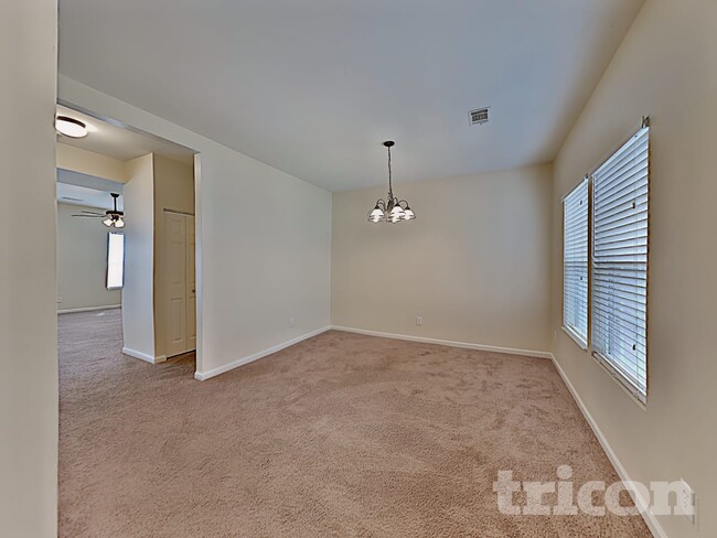 1024 Daniel Ln in Spring Hill, TN - Building Photo - Building Photo