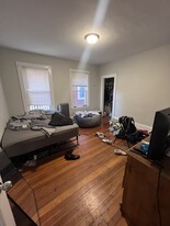 10 Carmel St, Unit 3 in Boston, MA - Building Photo - Building Photo