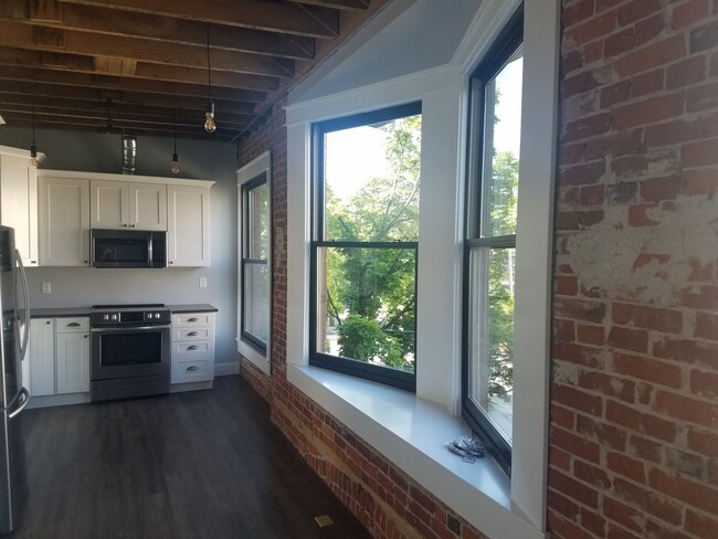 101 S Stevens St, Unit Apartment 301 in Spokane, WA - Foto de edificio - Building Photo