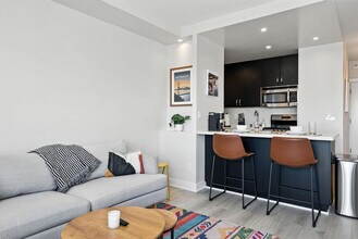 899 Pine St, Unit FL16-ID1245521P in San Francisco, CA - Building Photo - Building Photo