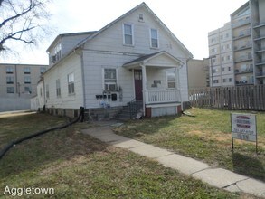 1215 Vattier Street in Manhattan, KS - Building Photo - Building Photo