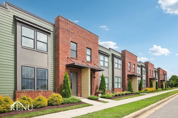 1001 Lifford Ln in Gallatin, TN - Foto de edificio