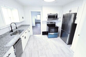 1313 Coventry St in Akron, OH - Building Photo - Building Photo