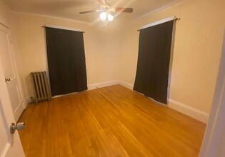 35 Rose St, Unit 1 in Somerville, MA - Building Photo - Building Photo