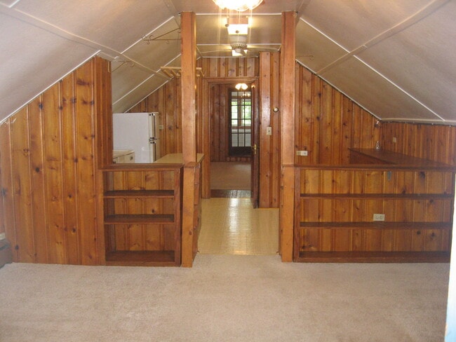 210 Todd Ave, Unit 210-C