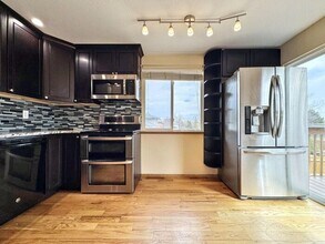 3070 S Chester Ct in Denver, CO - Foto de edificio - Building Photo
