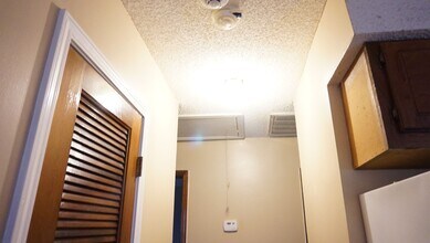 3702 Mulligan Rd Cir in Valdosta, GA - Foto de edificio - Building Photo