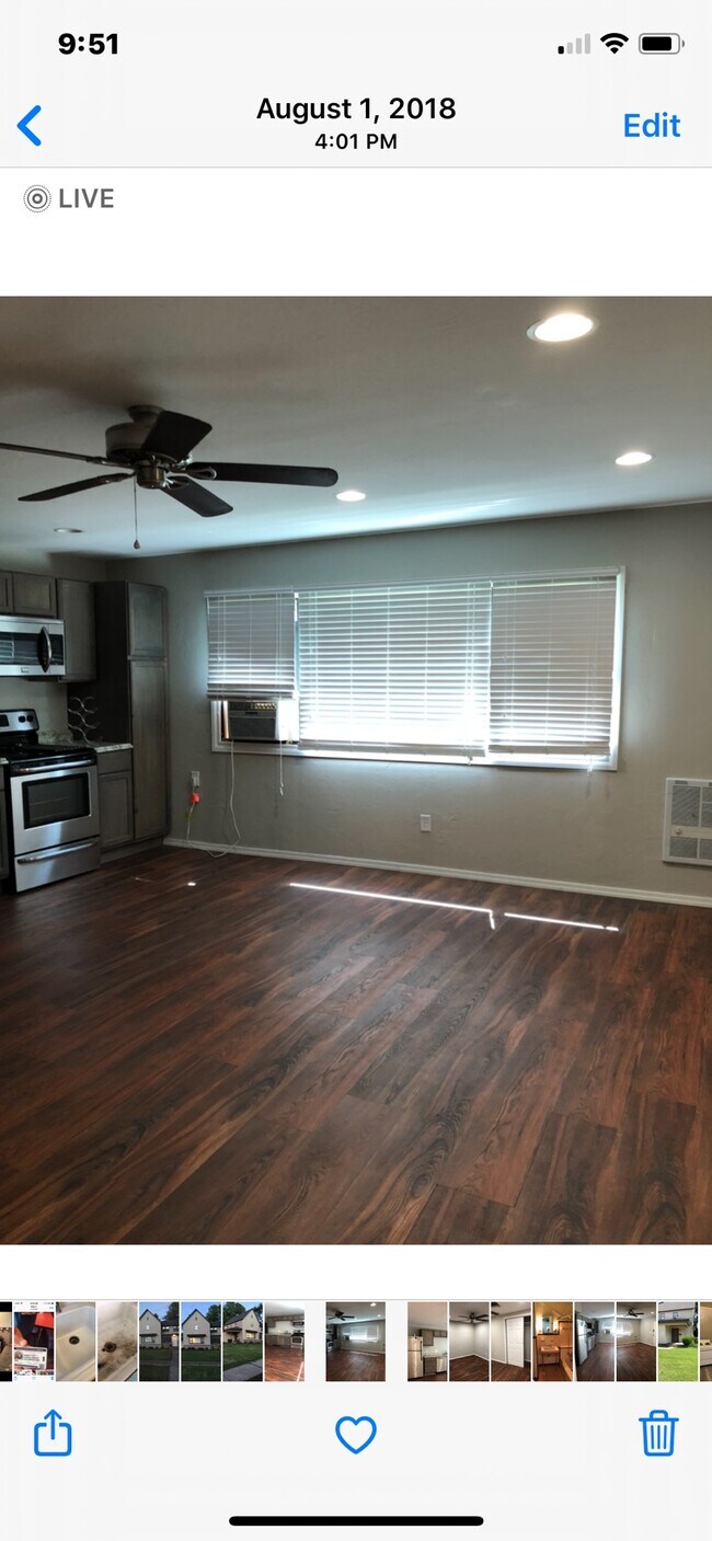 401 Chautauqua Ave, Unit 02 in Norman, OK - Foto de edificio - Building Photo